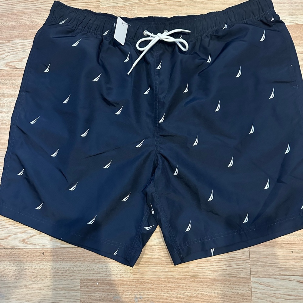 Navy Blue Sailboat Print Men's Swim Shorts
Nautica
2XL